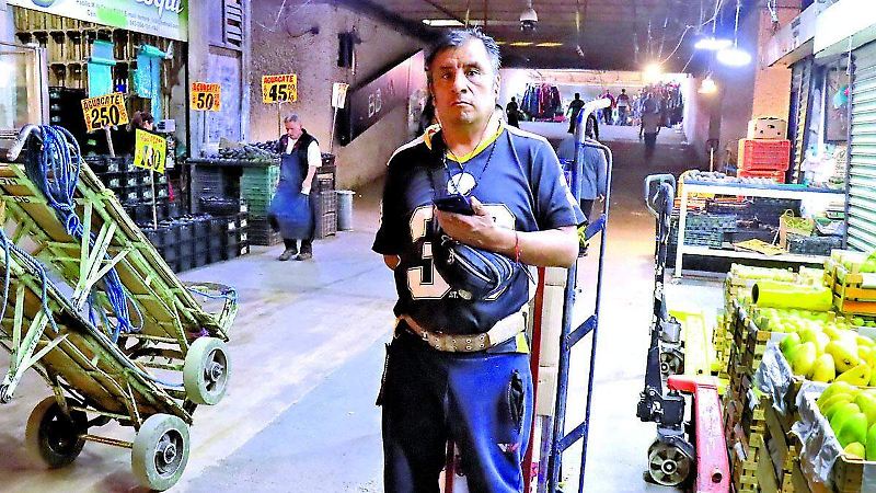 Diableros de la Central de Abasto, labor difícil, pero de larga tradición FOTOS